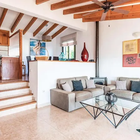 Es Llaut * 比尼贝卡